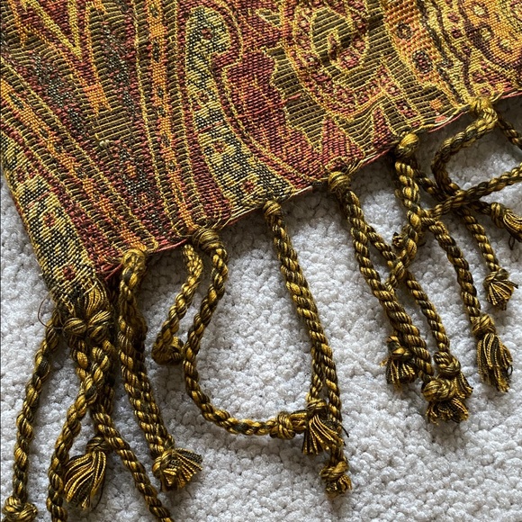 NWOT Paisley Tapestry Table Runner Fringe Tassels Gold Brown Tones 18" x 93" - Picture 5 of 8